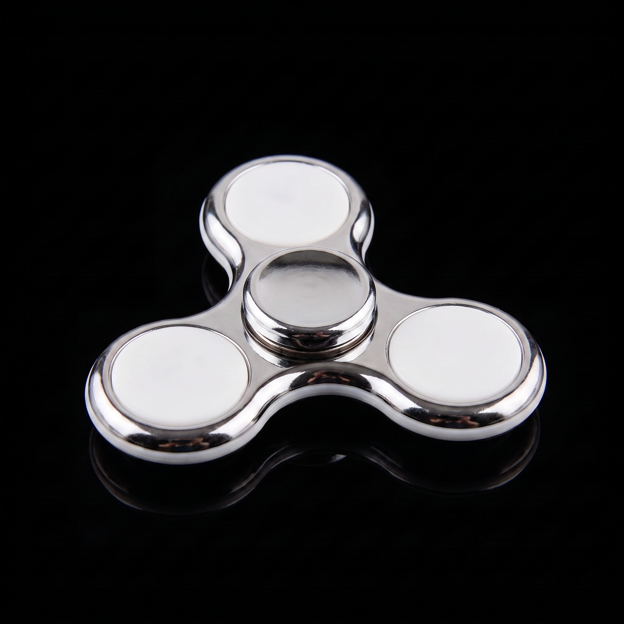 KORVEX fidget spinner, silver finish